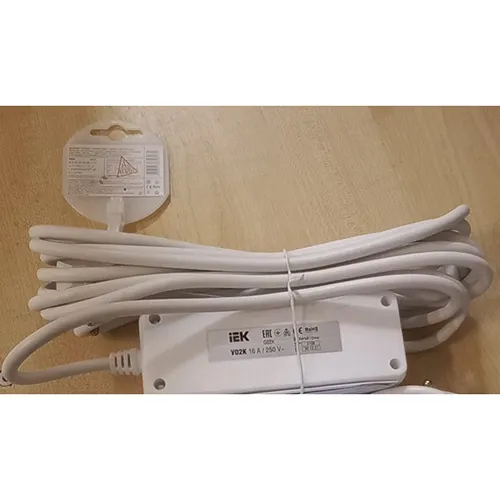 IEK - Plumb de extensie