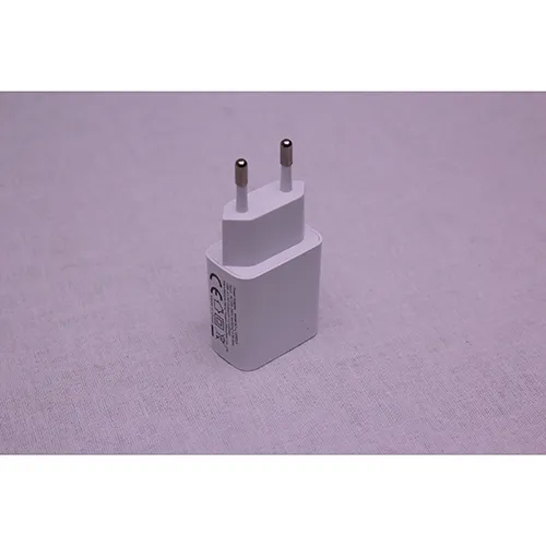 XO - Încărcător USB