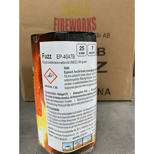 Focuri de artificii din categoria F2, baterie cu 7 focuri.