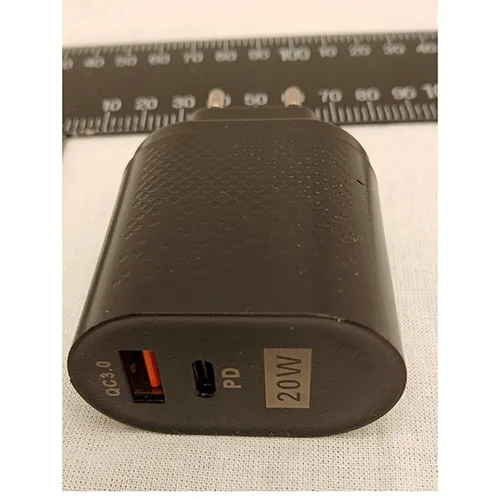 PDFastCharge - Încărcător USB