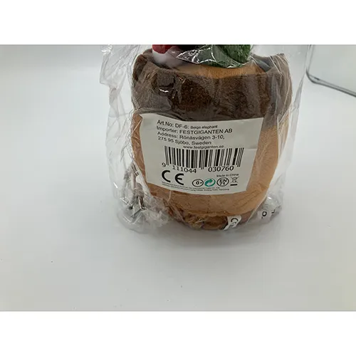 Jucărie acționată de baterii în formă de cactus, cu o înălțime de 30 cm.