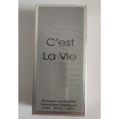 Eau de parfum, destinat femeilor, 30 ml.