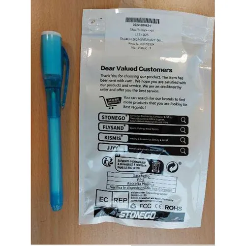 Stilou cu cerneală transparentă și lumină UV alimentată de o baterie care face cerneala vizibilă. Produs vândut online, în special prin intermediul Wish.