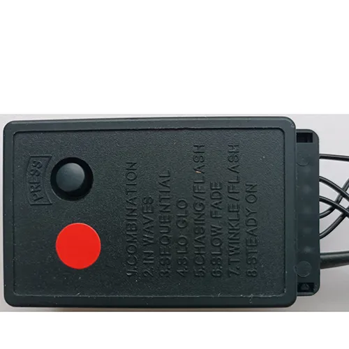 Lanțul de iluminat de Crăciun cu 100 de lumini LED neînlocuibile și o unitate electronică pentru efecte de iluminare (8 programe).