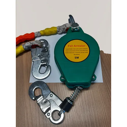 Opritoare de cădere retractabile cu cablu de 5 metri. Produs vândut online, în special prin Amazon (ASIN: B08LVQJPX).