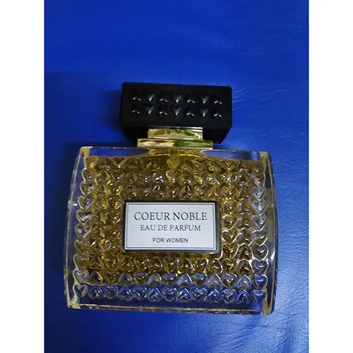 Linn Young - Parfumuri