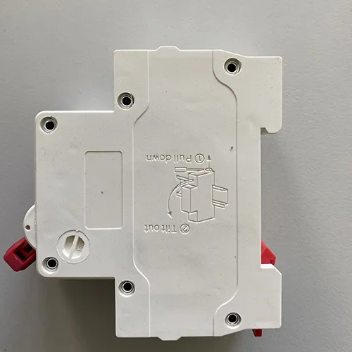 Jenngaoo - Întrerupător de circuit