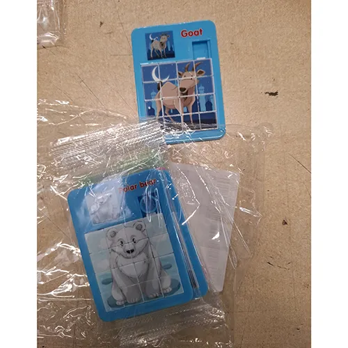 Set de puzzle pentru copii. Produs vândut online, în special prin intermediul Shein.