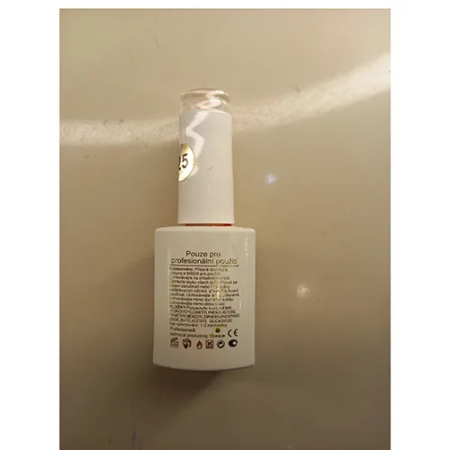 Gel pentru unghii, 15 ml.