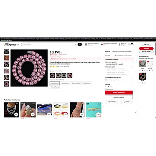 Colier metalic argintiu cu pietre roz. Produs vândut online, în special prin intermediul AliExpress.