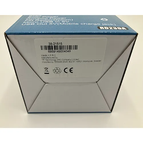 Lampă de camping cu 8 LED-uri gri, cu radio FM, cu o înălțime de aproximativ 25 cm. Alimentat prin manivelă, panou solar sau baterii AA. Produs vândut online, în special prin intermediul teknikproffset.se.