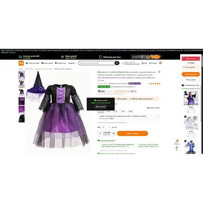 Rochie de vrăjitoare neagră și mov cu sclipici pe bust, cu o pălărie neagră de vrăjitoare decorată cu o panglică din dantelă mov. Produs vândut online, în special prin intermediul TEMU.