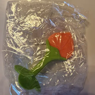 Dințiер în formă de inel. Produs vândut online, în special prin intermediul Shein (identificator unic: sa25082696594913146).