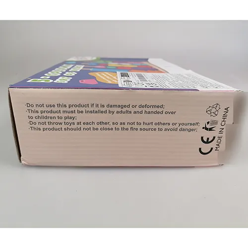 Set de jucării din lemn pentru secvențierea mărgelelor, format din forme colorate din lemn. Produs vândut online, în special prin intermediul Temu.