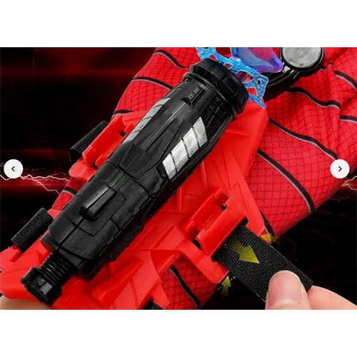 Spiderman Spiderman jucărie gyn cu lansator de web constând dintr-o mănușă, un lansator de proiectile, un fir alb, un element de fixare velcro și 3 săgeți de plastic cu cupe de aspirație.