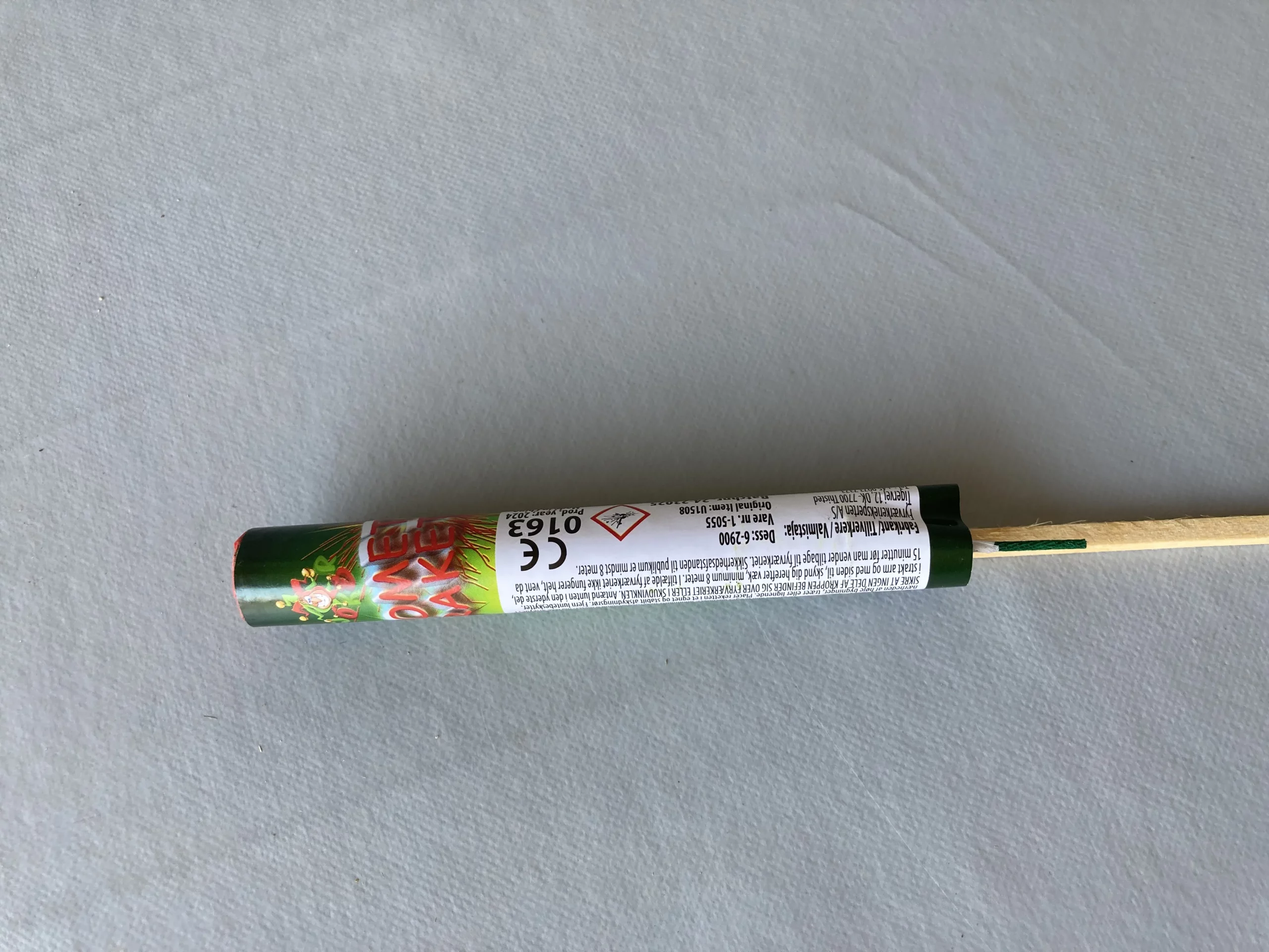 Focuri de artificii, rachetă verde.