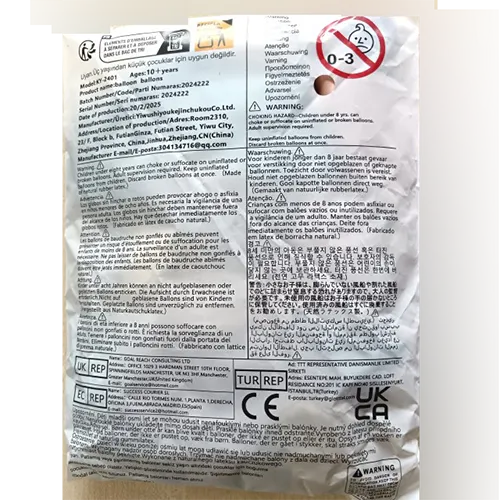 35 de baloane în diferite culori.