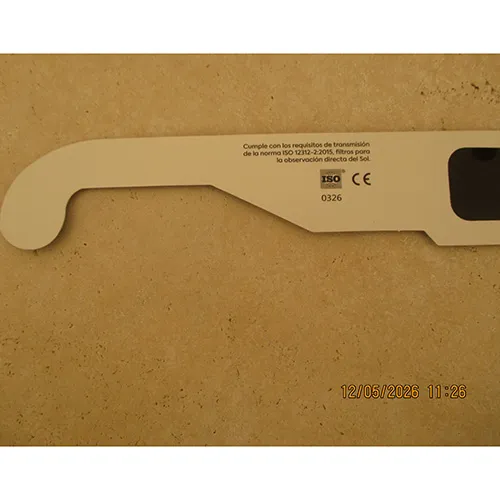 Mó - Ochelari pentru eclipse solare