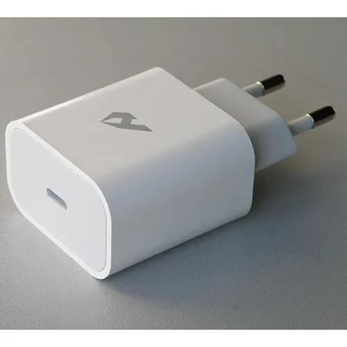 Home - Încărcător USB