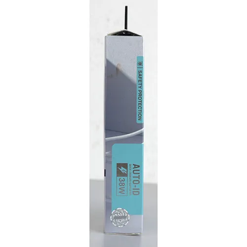 TREQA - Încărcător USB