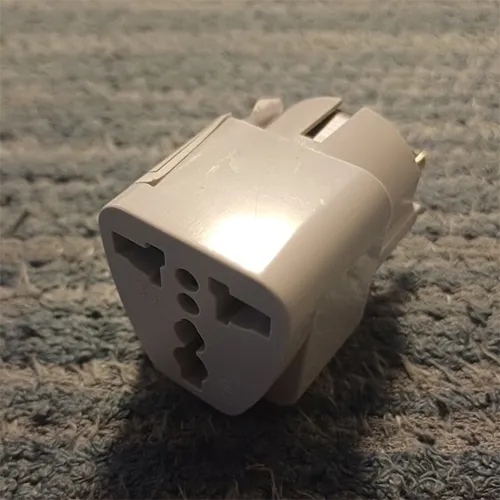 Travel Adapter for EU - Adaptor de călătorie